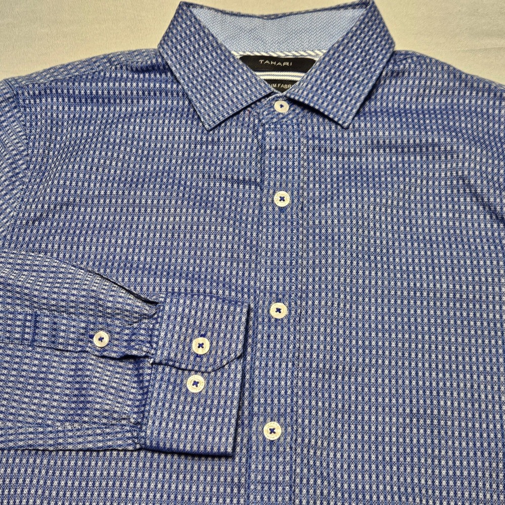 Tahari Button Down Shirt Mens Medium Blue White Geometric Micro Print Cotton LS